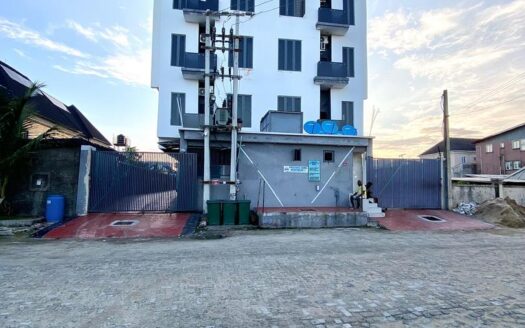 Serviced 2 Bedroom Apartment with Elevator